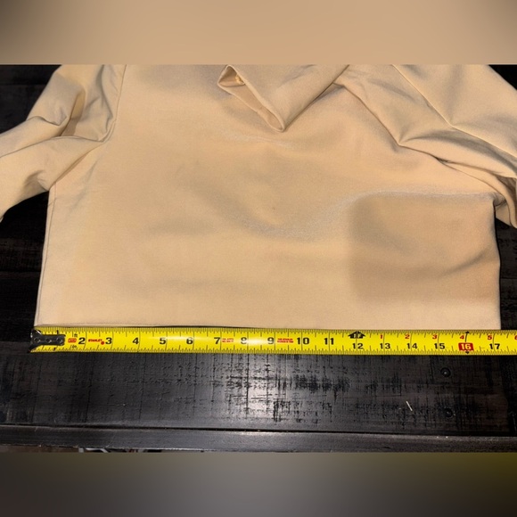 House Of Harlow 1960 yellow Tweed Cropped Blazer, Size Small​​ - Picture 11 of 13